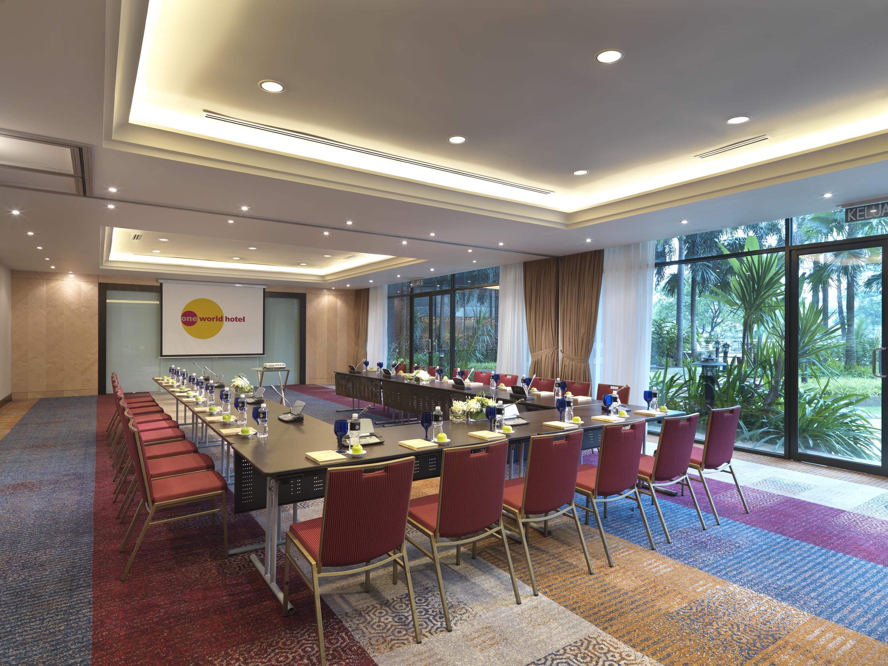 One World Hotel Petaling Jaya Exterior photo Meeting room at the hotel